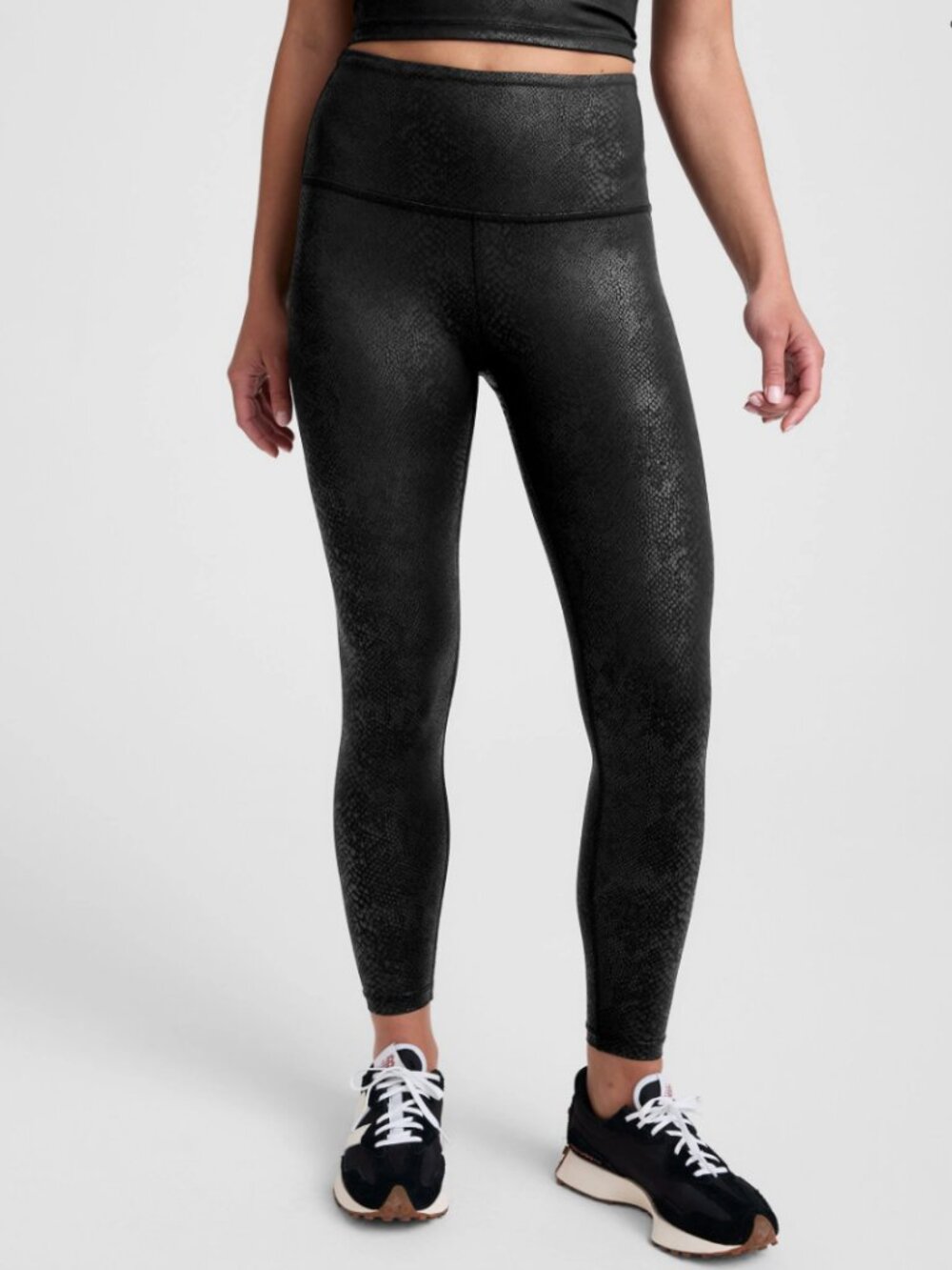 Beyond Yoga Women's Black Textured High Waist Leggings Size Large 82% Nylon